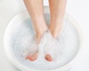 Fleet fungus treatment methods